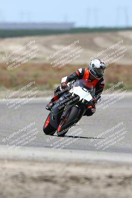 media/May-25-2025-Lets Ride (Sun) [[0ff033e448]]/C Group/1240pm (Riverside)/